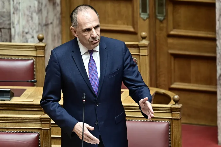 Ο Γ. Γεραπετρίτης στο Βιετνάμ: Επαφές με την πολιτική ηγεσία της χώρας