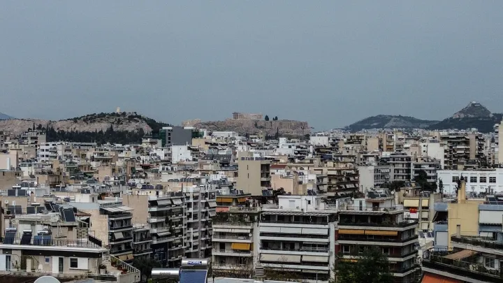 «Ανακαινίζω 2026»: Τι αλλάζει στα κριτήρια – Παραδείγματα και διευκρινίσεις