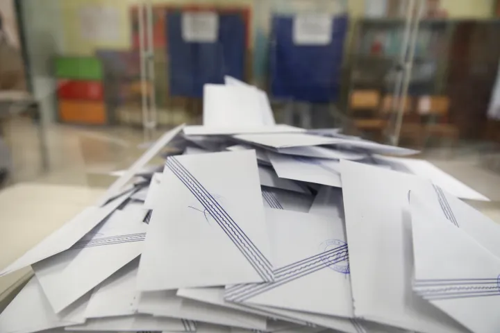 Interview: Στο 26,8% η ΝΔ, δεύτερη η ΕΛ.Α.Σ. του Τσίπρα, εκτός Βουλής ο ΣΥΡΙΖΑ με 1%