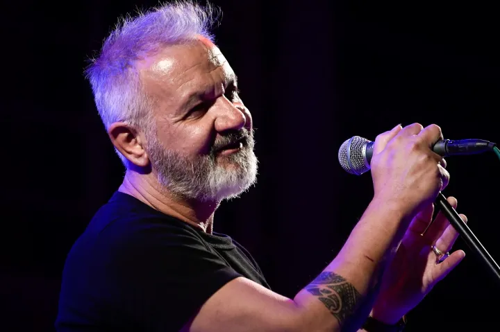 Θηβαίος κατά Καρυστιανού: Επιχειρείται επικοινωνιακή καπηλεία της συναυλίας μας - Δεν έχουμε καμία σχέση