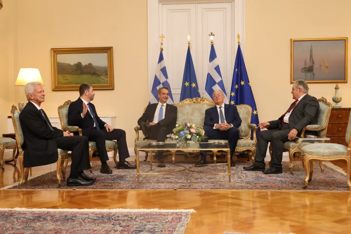 52η επέτειος Αποκατάστασης της Δημοκρατίας: Η δεξίωση στο Προεδρικό Μέγαρο, οι παρουσίες και το μήνυμα Τασούλα