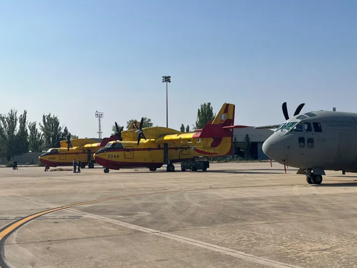 Πυρκαγιά στην Ισπανία: Παραμένουν μέχρι την Τετάρτη τα 2 ελληνικά πυροσβεστικά αεροπλάνα