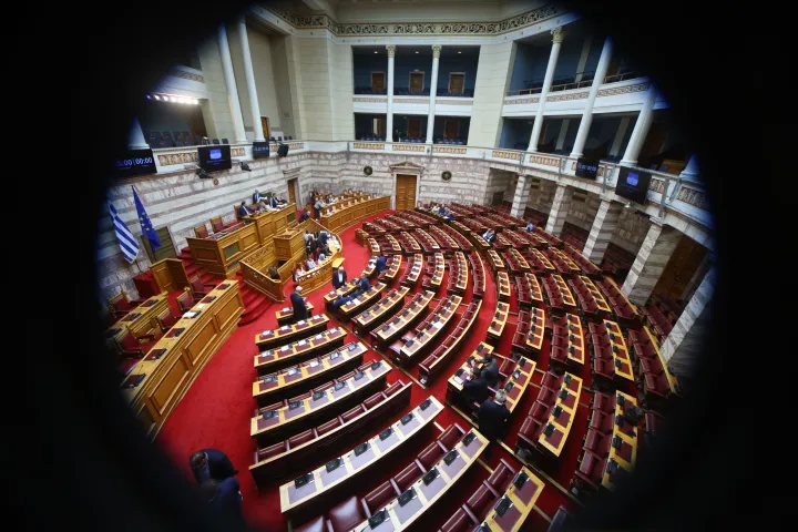 Βουλή: Πέρασε από την Επιτροπή το νομοσχέδιο για την επέκταση των αρμοδιοτήτων ΕΥΔΑΠ και ΕΥΑΘ
