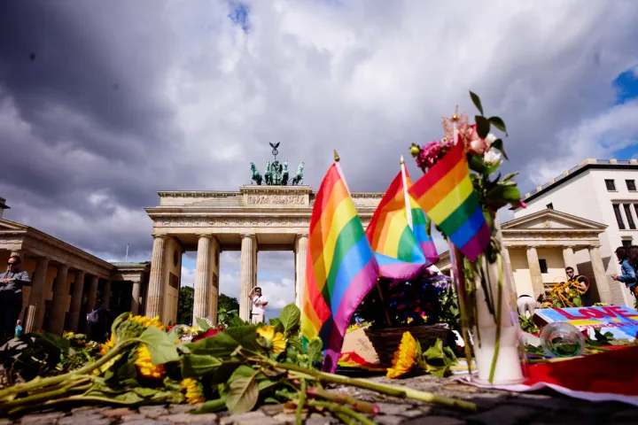 Επίθεση στο Pride του Βερολίνου: Βίντεο - ομολογία του 21χρονου ισλαμιστή - Ορκιζόταν πίστη στο «Ισλαμικό Κράτος»