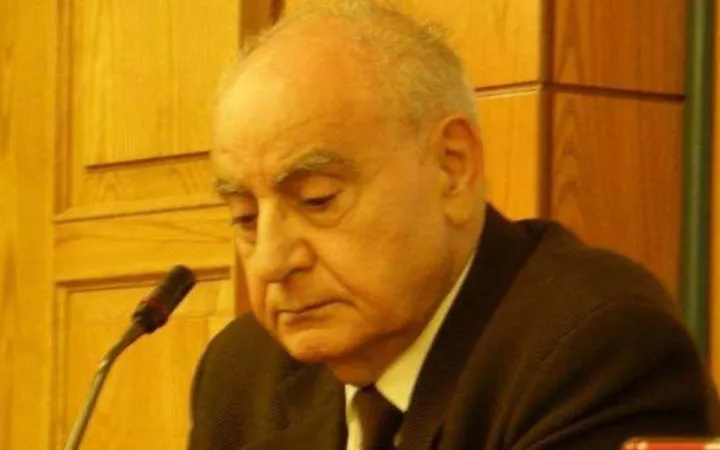 Έφυγε από τη ζωή ο καθηγητής Κλασικής Φιλολογίας Φάνης Κακριδής