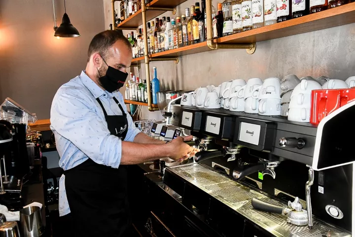 Νέα πρόστιμα για όσες επιχειρήσεις παραβιάζουν τους υγειονομικούς κανόνες 