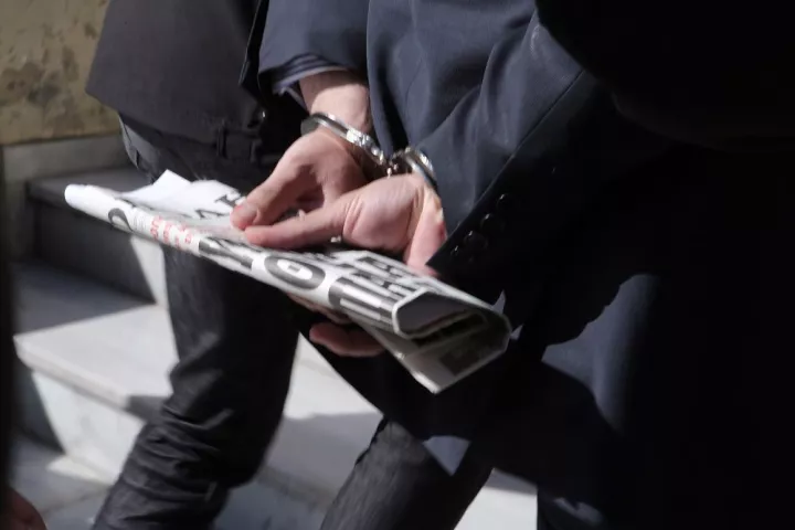 Νέα εντάλματα σύλληψης αναμένονται για την υπόθεση εκβιασμού 