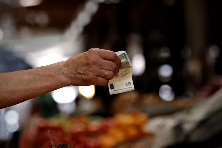 ΕΦΚΑ: Στα 1.162,11 ευρώ ο μέσος μισθός σε ασφαλισμένους με πλήρη απασχόληση