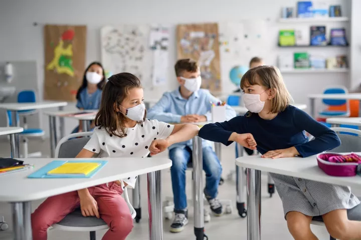 Τη Δευτέρα οι ανακοινώσεις Κεραμέως για την νέα σχολική χρονιά