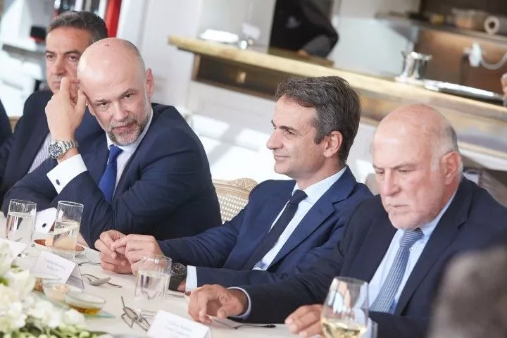 Κυρ. Μητσοτάκης: Περιορισμός κράτους και γραφειοκρατίας για την ανάπτυξη του τουρισμού Κυρ. Μητσοτάκης: Περιορισμός κράτους και γραφειοκρατίας για την ανάπτυξη του τουρισμού