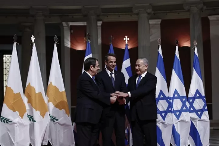 Τουρκικός Τύπος για EastMed: «Η Συμμαχία του κακού ενώθηκε» και «Τριπλή κίνηση κατά Τουρκίας»