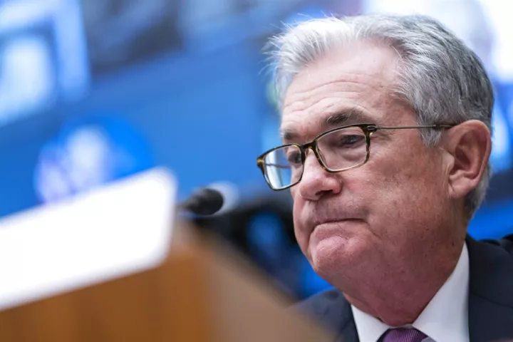 Πρακτικά Fed: Εξετάζει να κάνει νωρίτερα την αύξηση των επιτοκίων