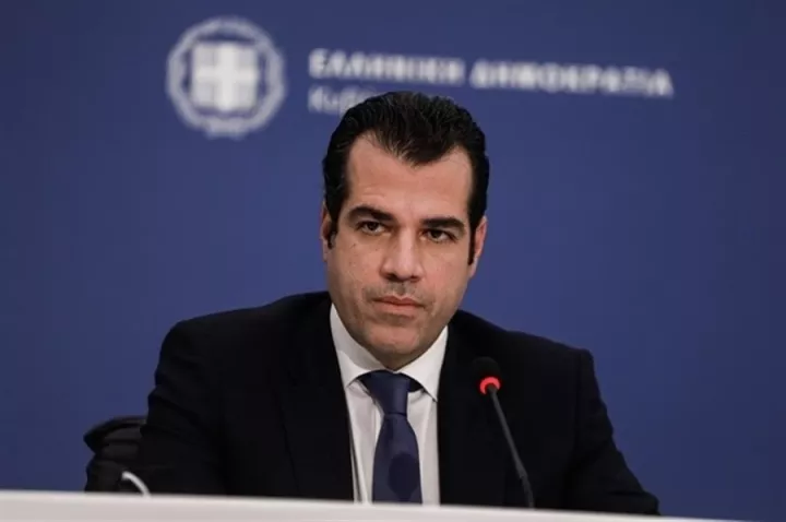 Πλεύρης: Δεν θα επαναφέρουμε μέτρα-Παρατηρείται ήδη πτωτική τάση στα κρούσματα