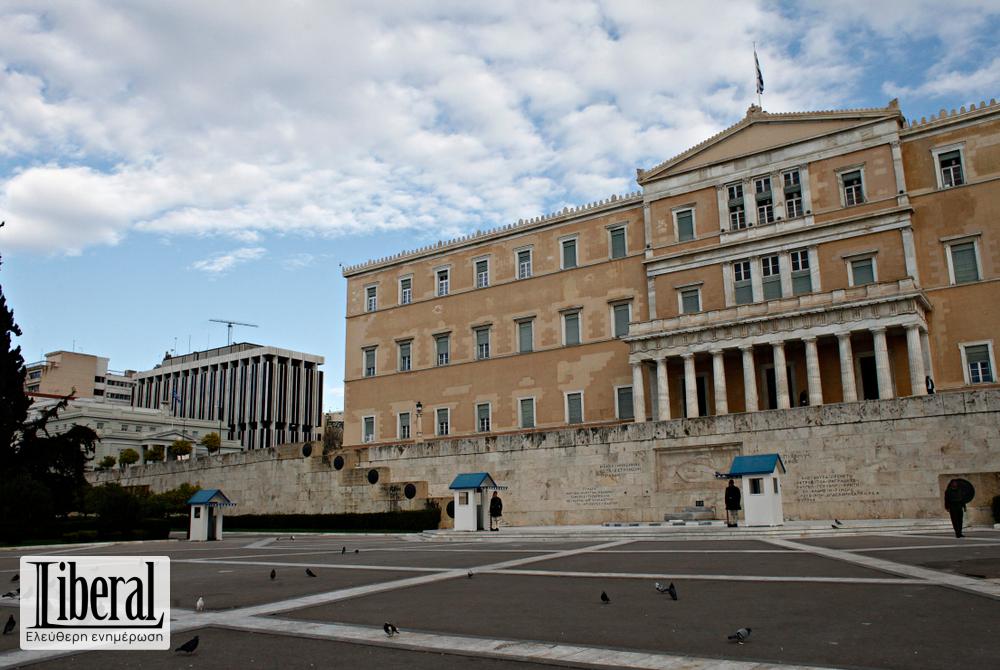 1740683997677_voylh.jpg?VersionId=GVa9RM